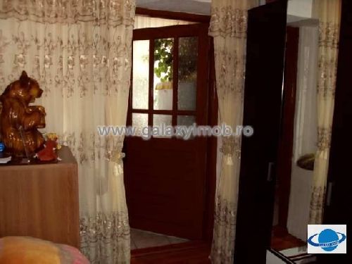 Apartament de vanzare - Imobiliare Targoviste