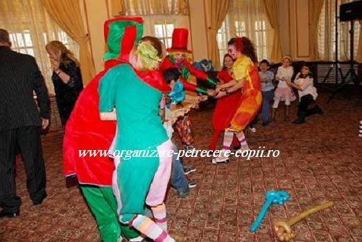 Clown, Clowni, Inchiriere Animatori Petreceri Copii, Persoanje de Poveste, Zane