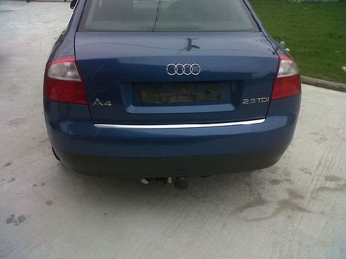 Dezmembrez AUDI A4, an 2002