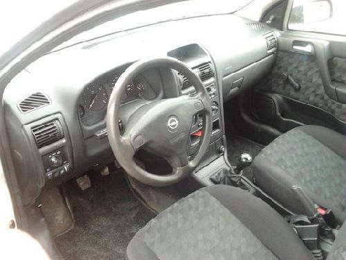 Dezmembrez Opel Astra, an 1999