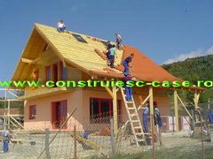 CONSTRUCTII CASE LA ROSU