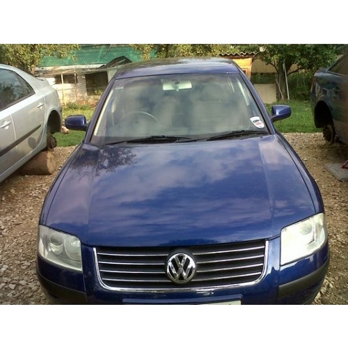 Dezmembrez Volkswagen Passat, albastru, 2002