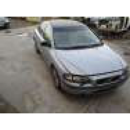 Dezmembrez Volvo S 60 din 2002