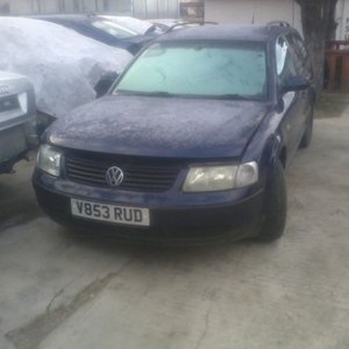 Dezmembrez Vw Passat Break din 1999 cod motor AFN 110cp