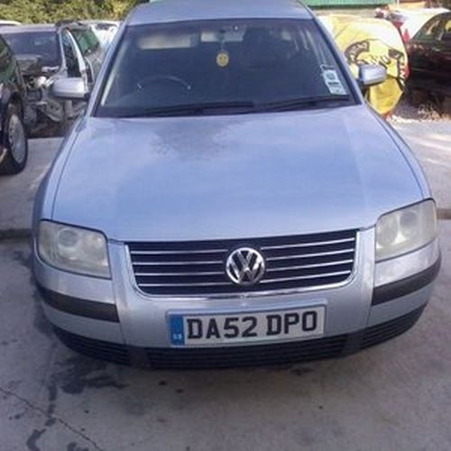 Dezmembrez Volkswagen Passat, 2002, gri