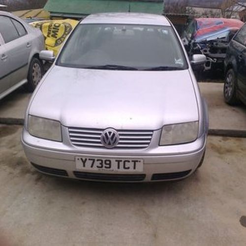 Dezmembrez Volkswagen Bora, 2001, gri