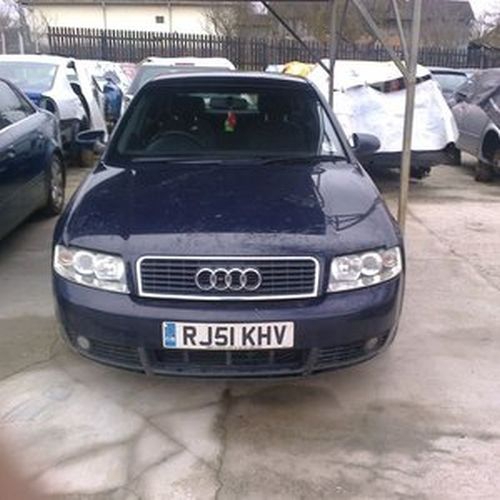 Dezmembrez Audi A4, 2001, albastru inchis