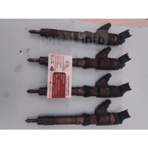 Injectoare iveco 2.3 cod 0445120011