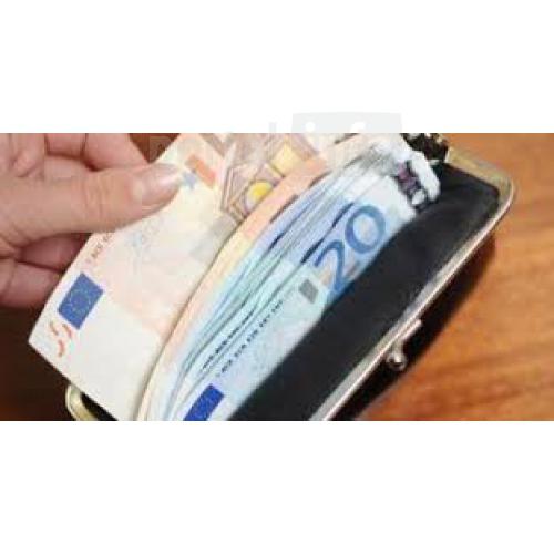  Bani de împrumut între special grave