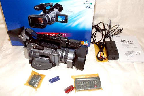 VX 2100E Sony camera video miniDV