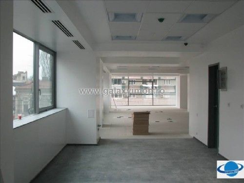 Spatiu comercial/birouri de vanzare - Imobiliare Bucuresti