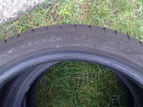 Vand 2 anvelope GoodYear 225/40/18